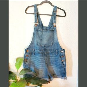 •Old Navy• short overalls